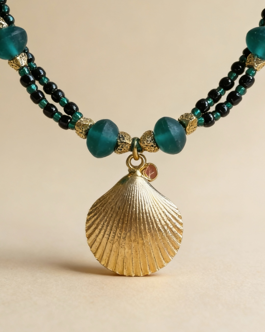 Selvara – by Hanaa Elshami